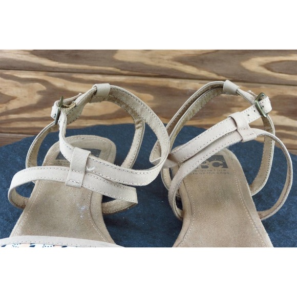 BC Footwear Sz 7 M Brown Ankle Strap Fabric Women Sandals - Picture 3 of 7